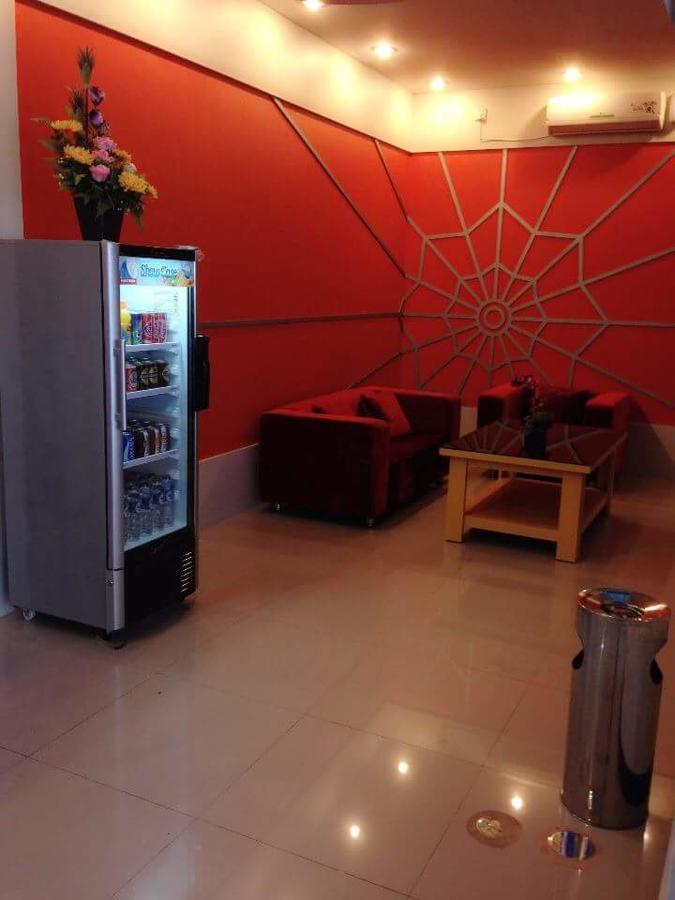 Wisma Asiatique Hotel Pekanbaru Esterno foto